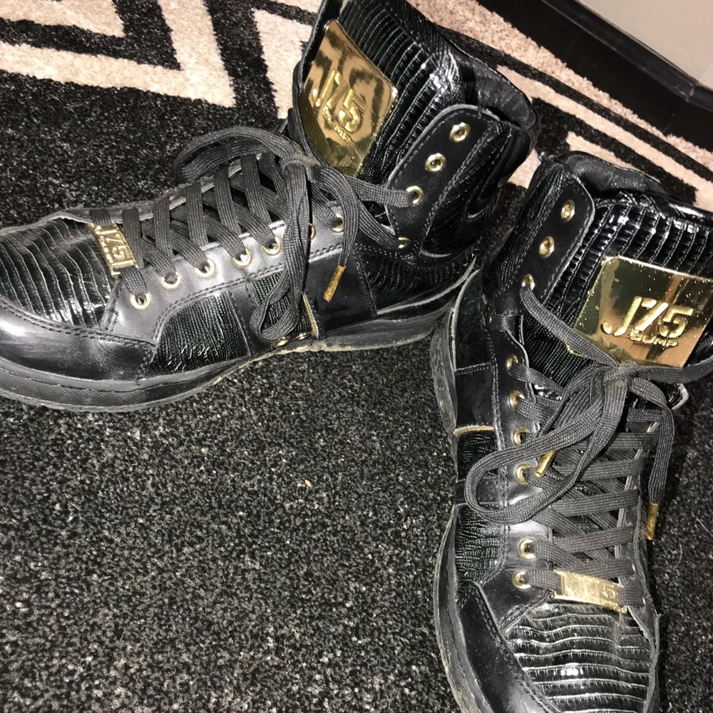 GOLD PLATED AND BLACK CROCODILE LEATHER SNEAKERS